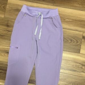 Figs Lavender Jogger Scrub Pants